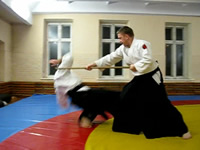Techniques for using weapons in Aikido