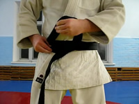 How to tie a kimono belt?